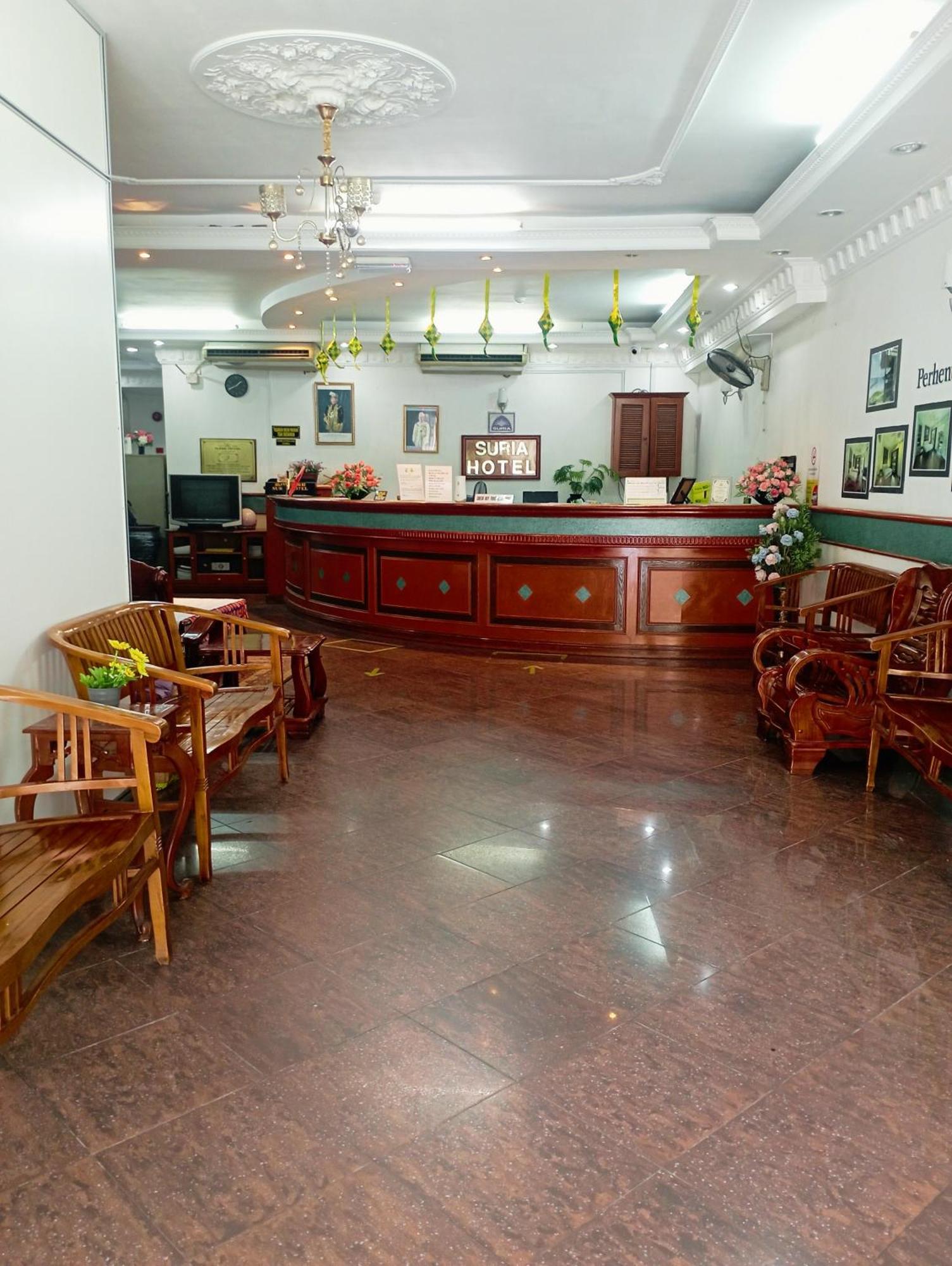 Suria Hotel Sdn Bhd كوتا بْهارو المظهر الخارجي الصورة