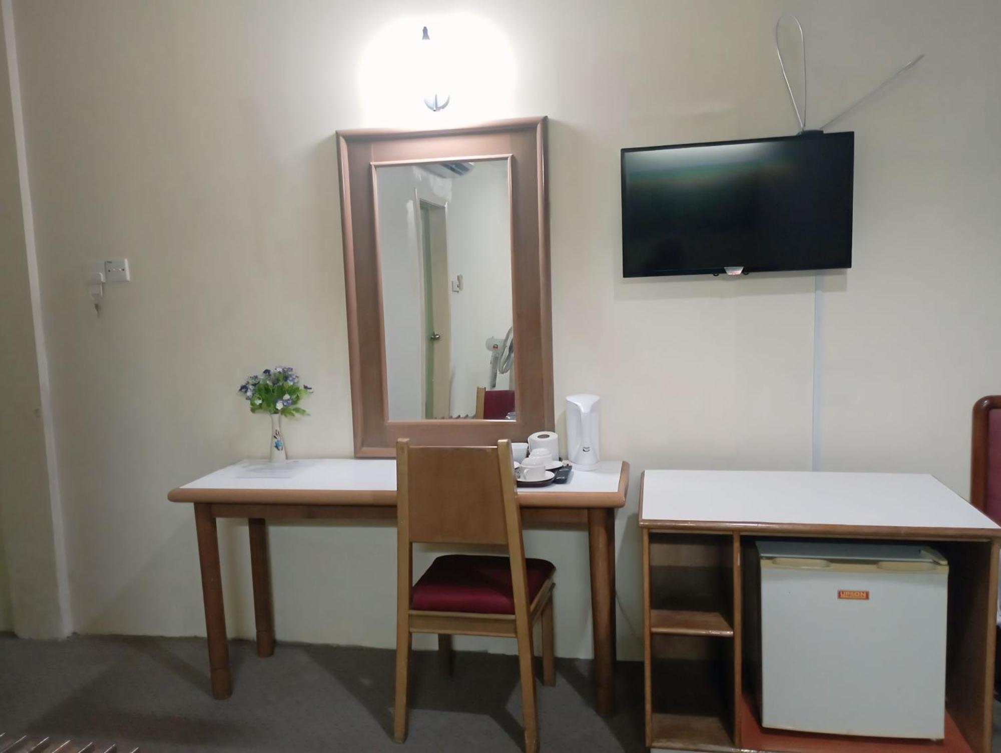 Suria Hotel Sdn Bhd كوتا بْهارو المظهر الخارجي الصورة