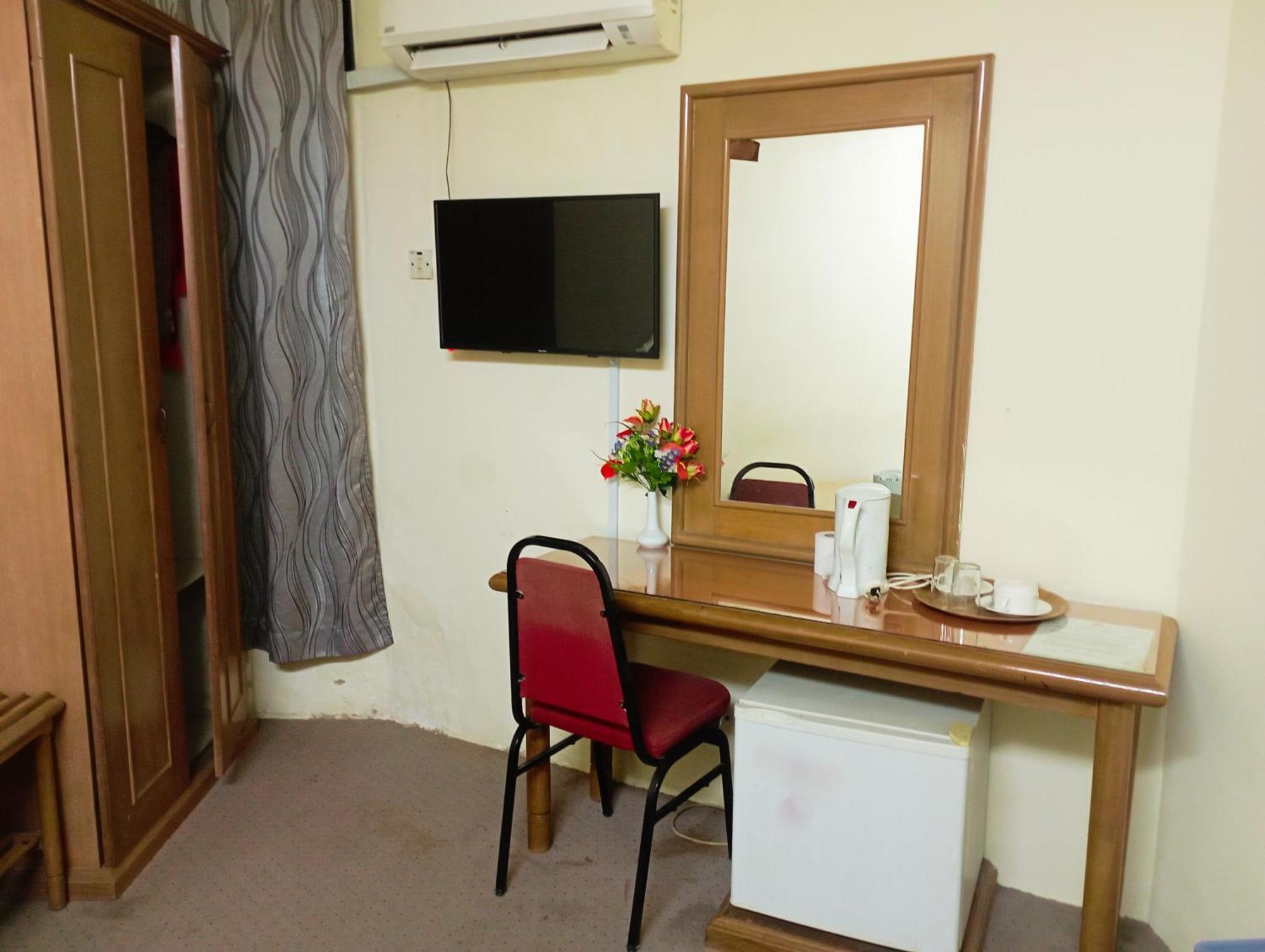 Suria Hotel Sdn Bhd كوتا بْهارو المظهر الخارجي الصورة